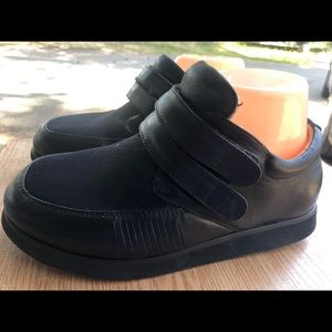 Mt. Emey Therapeutic Black Leather Extra Shoes
